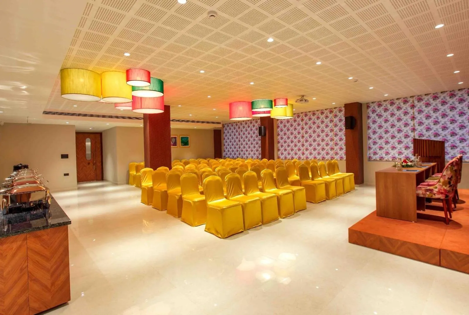 Park Residency Ayarkunnam Hotel Pullappalli