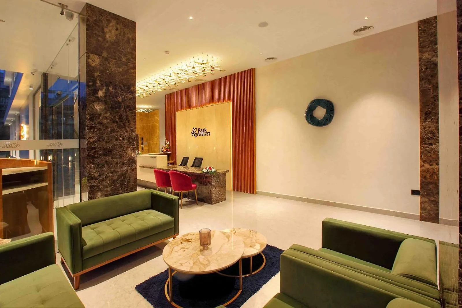 Park Residency Ayarkunnam Hotel Pullappalli