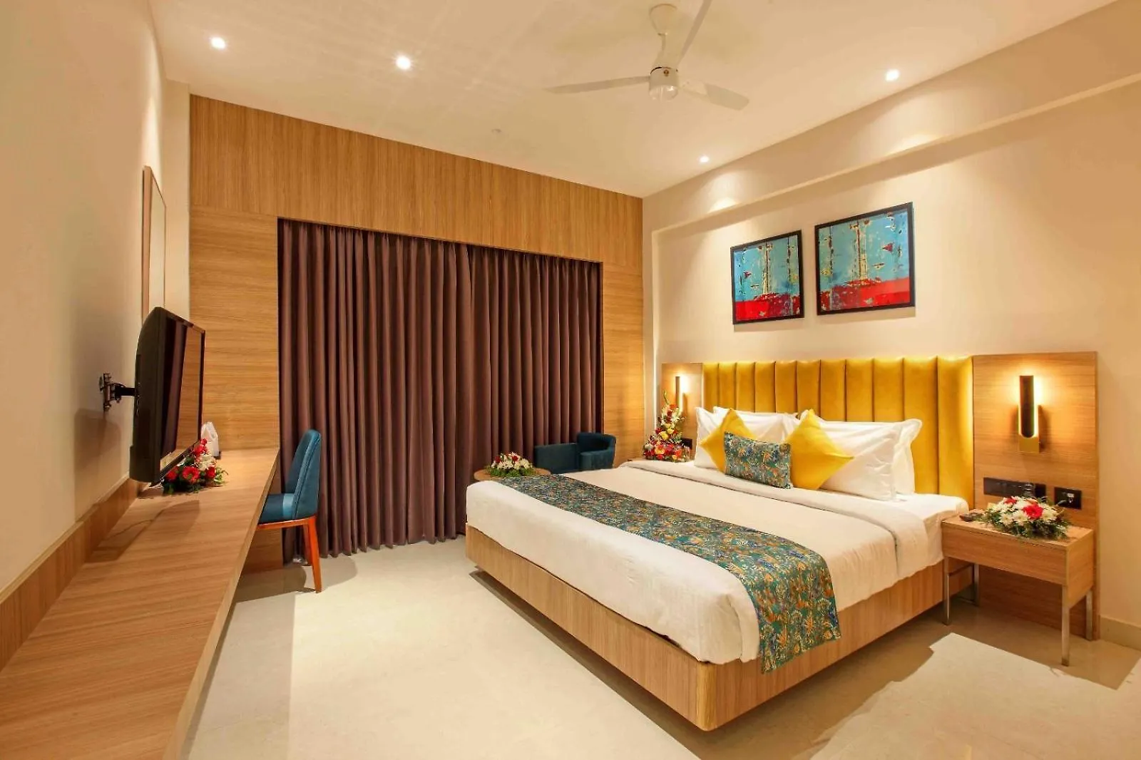 Park Residency Ayarkunnam Hotel Pullappalli