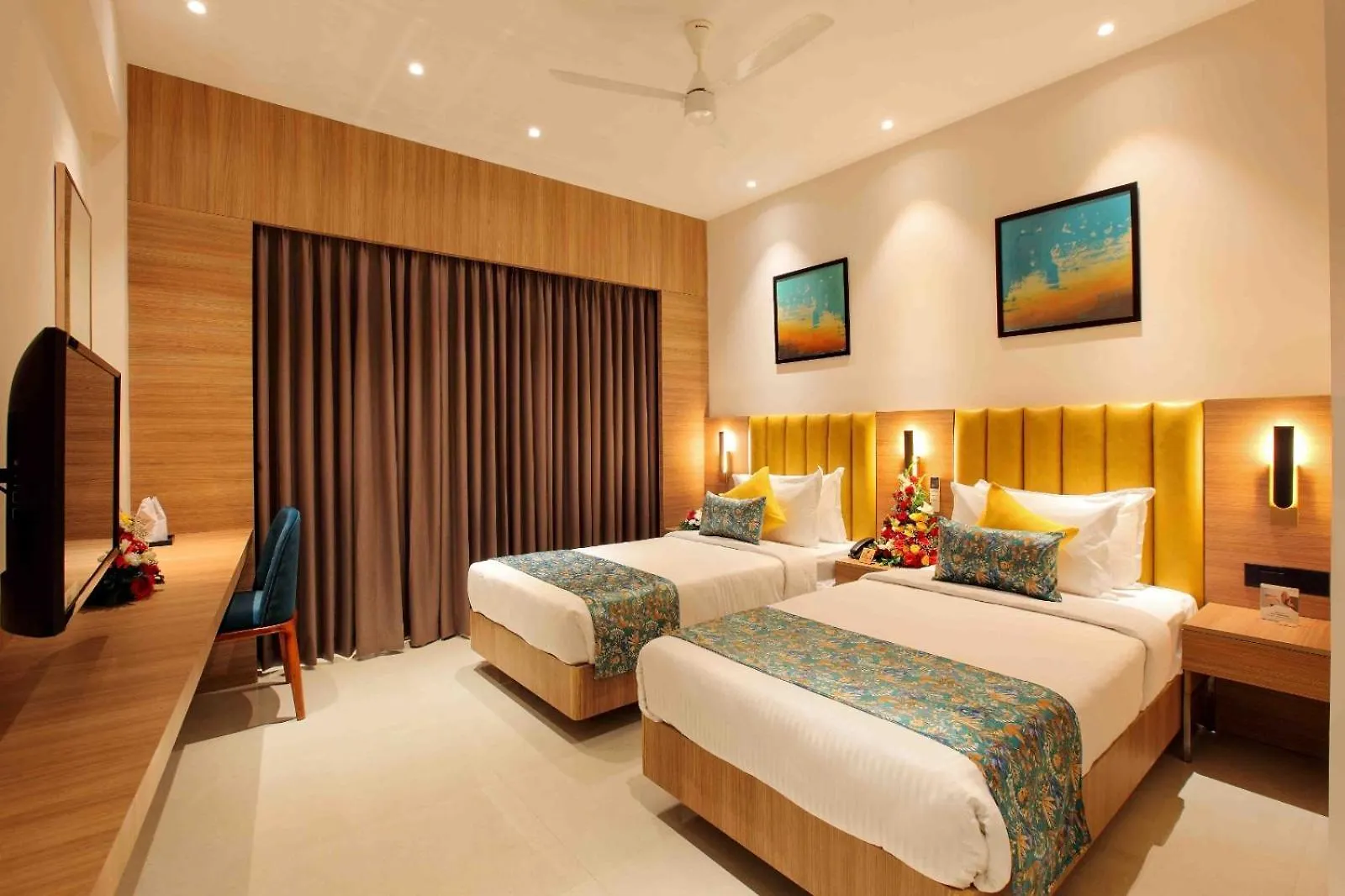 Park Residency Ayarkunnam Hotel Pullappalli