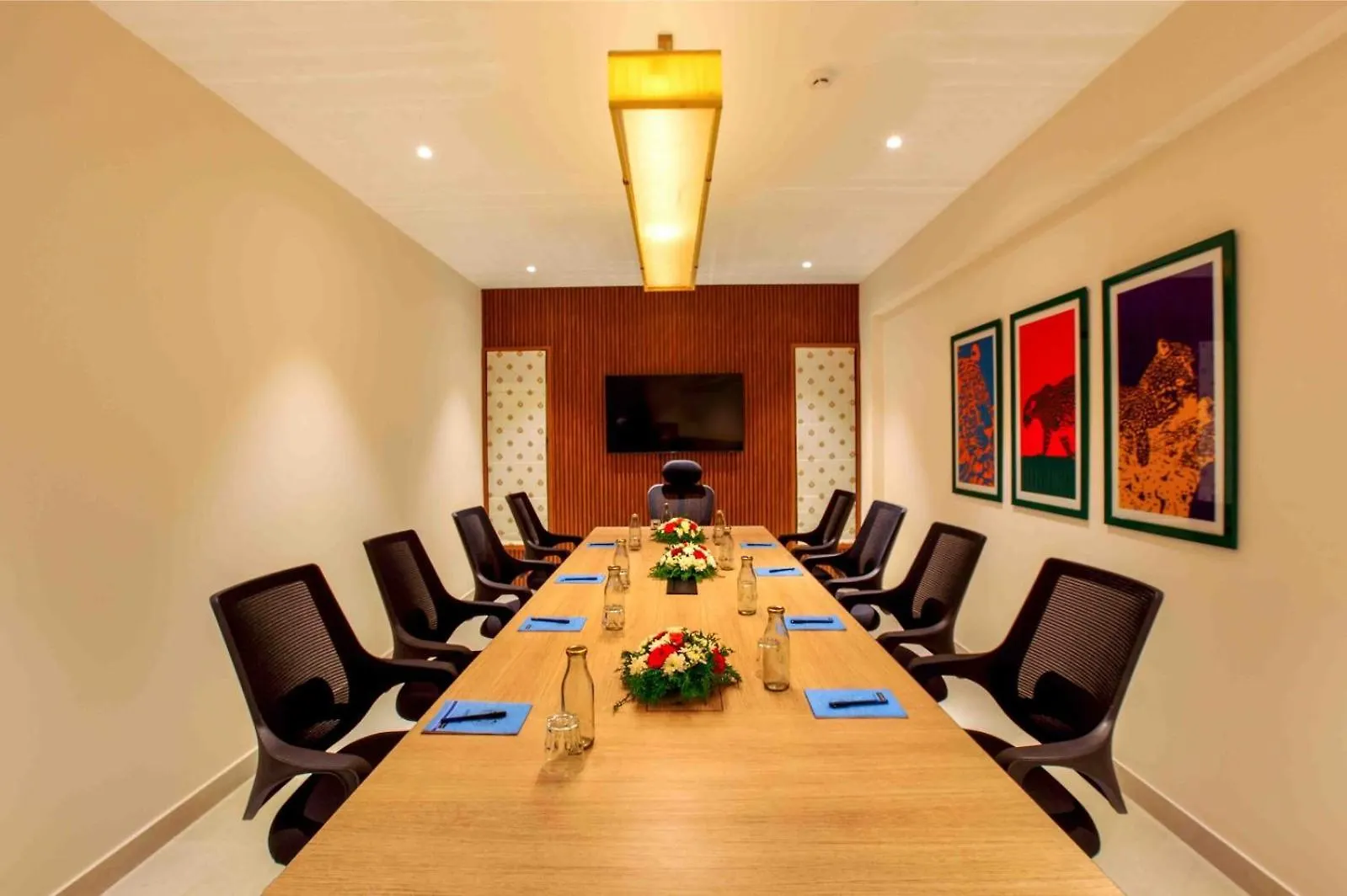 Park Residency Ayarkunnam Hotel Pullappalli